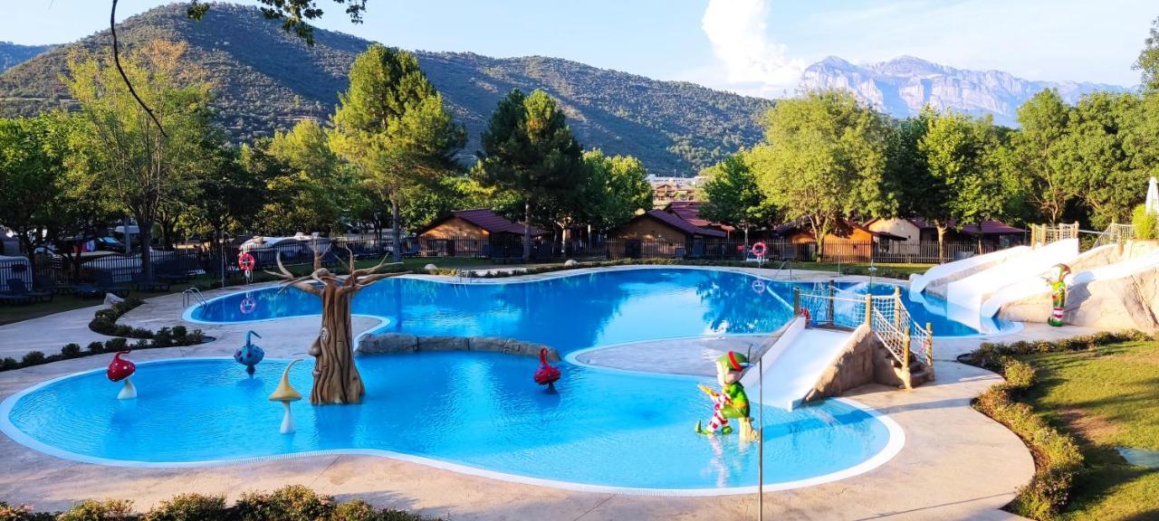 Camping Wecamp Pirineos 2*
